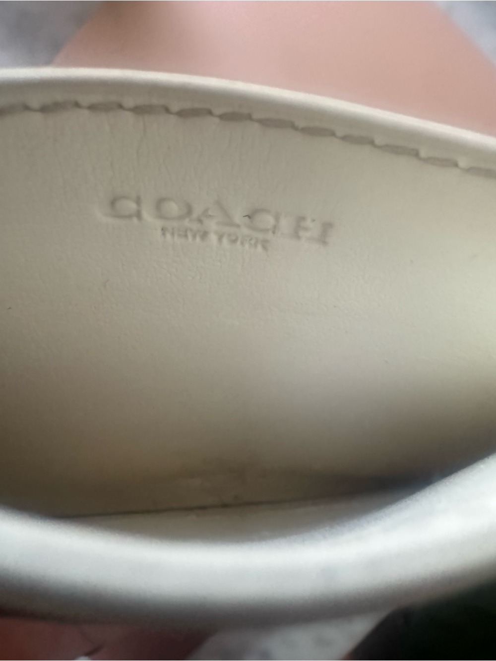 Coach White Leather Card Slot with Embossed Logo - Picture 4 of 4